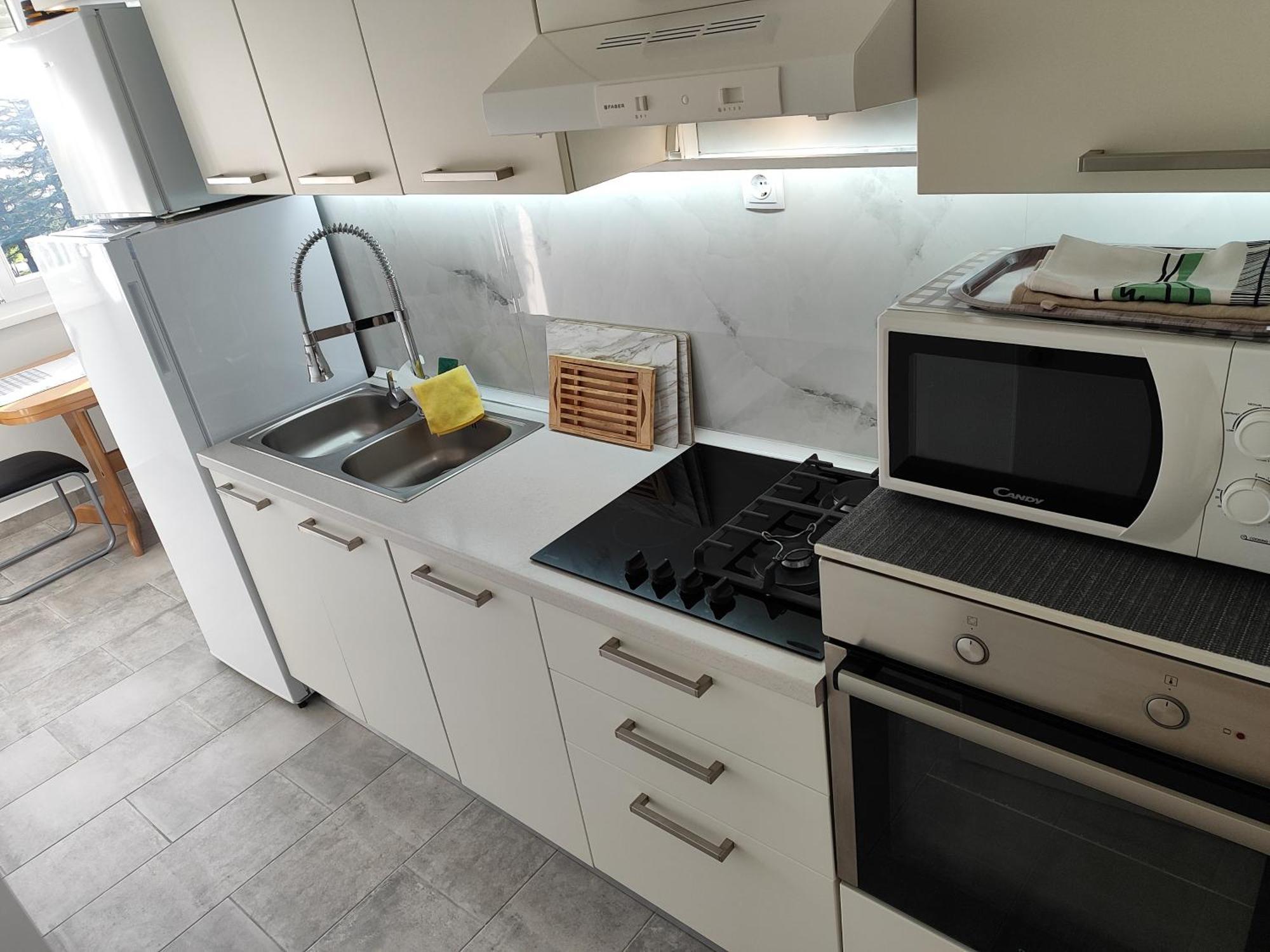Apartment Zara With Garage Εξωτερικό φωτογραφία