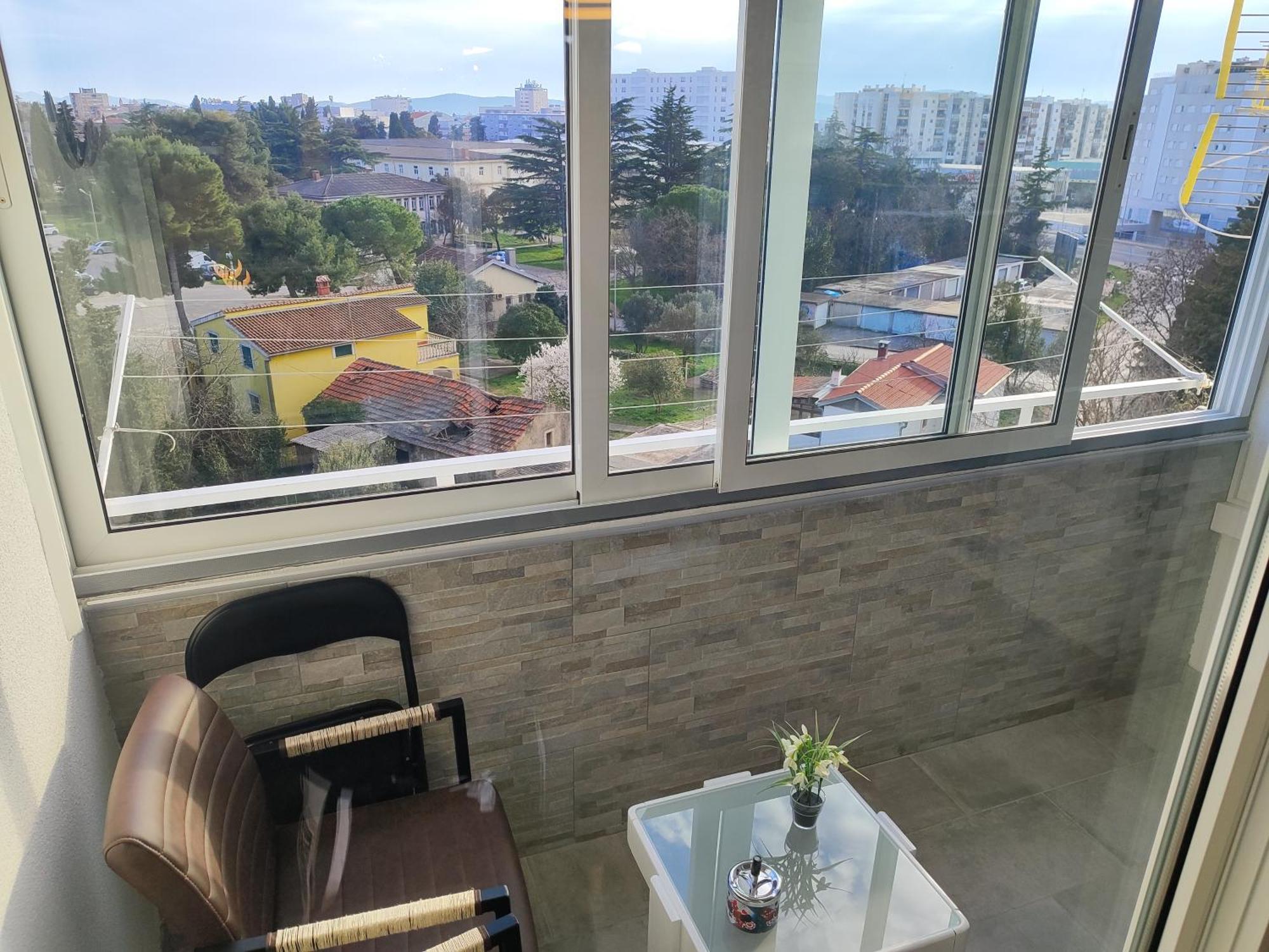 Apartment Zara With Garage Εξωτερικό φωτογραφία